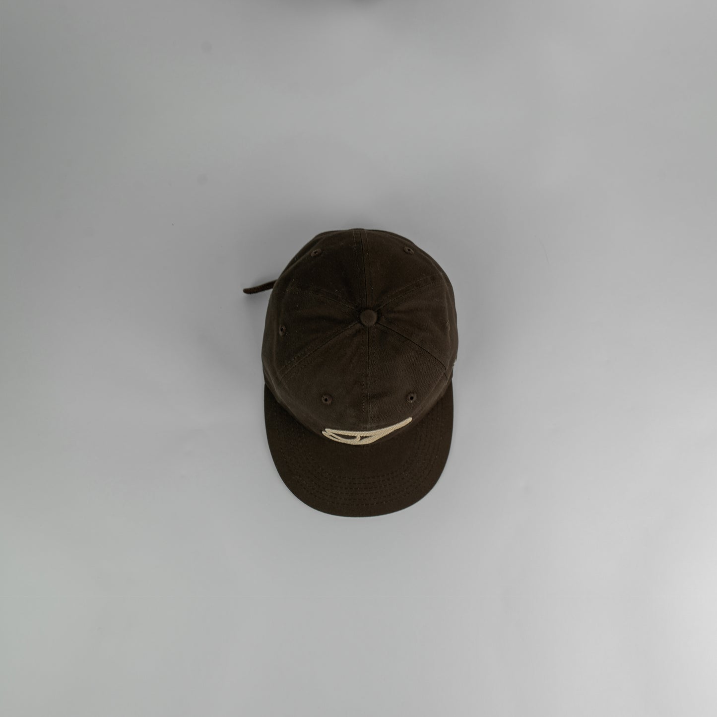t logo 6 panel.